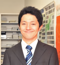 営業 青木 英俊